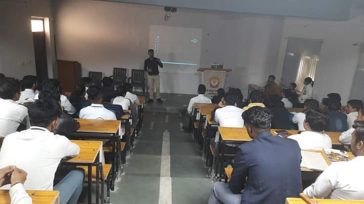Large student audience attending digital forensics seminar
